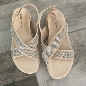 I WANT ALL THE GLITTER-BEIGE